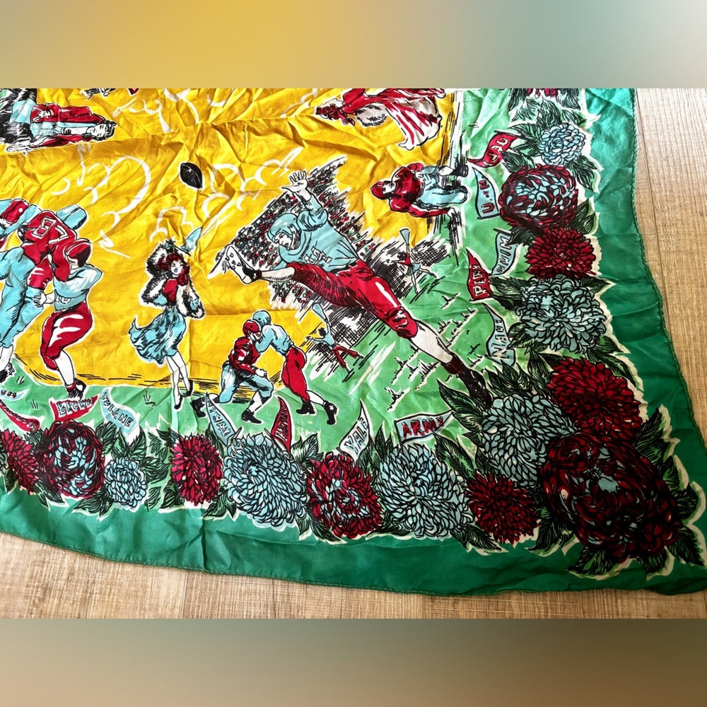 Vintage 1950s Silk College Football Scarf - Floral Border (many teams featured) - Picture 3 of 7